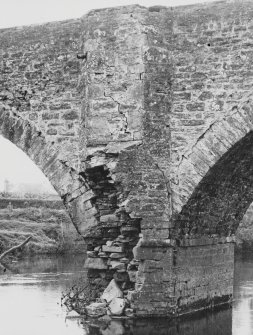 Dalreoch Bridge Cask Perthshire, General Views