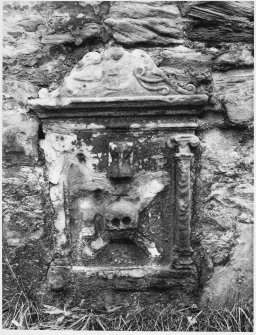 Prestonpan's West Churchyard Tombstones