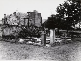 Prestonpan's West Churchyard Tombstones