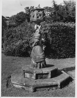 Lennoxlove Sundial Head at Stenhouse mansion