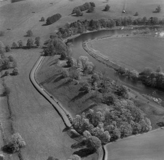 Oblique aerial view from SW showing the remains of Roxburgh Castle.
