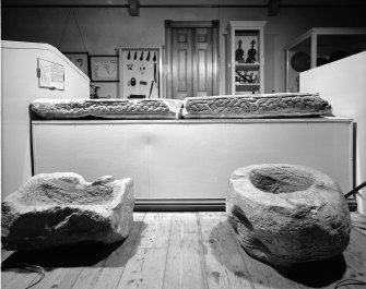 Bute, Rothesay, Bute Museum.
Early Christian cross-slab from Rothesay Castle.
Detail of left edge.