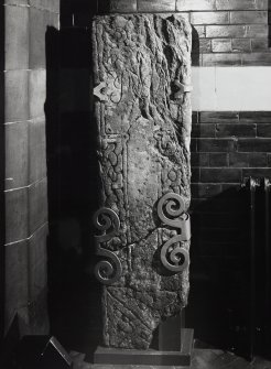 Govan Old Parish Church, Sculptured Stones