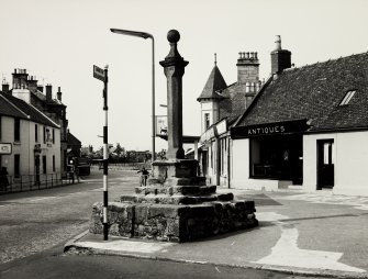 Preswick Market Cross, Detail and general Views