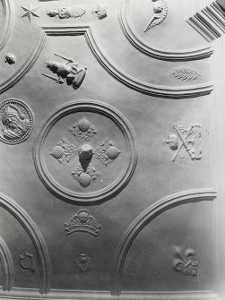 Edinburgh Merchiston Castle, Symbols on Plaster Ceiling