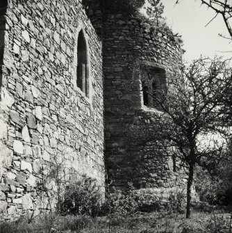 Rait Castle, Nairn Views and Details