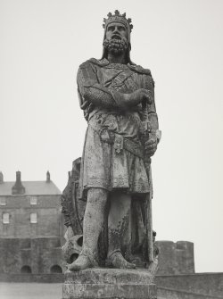 Stirling Castle Bruce Statue on Esplanade