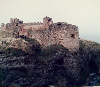 Tantallon Castle G/V's of the Castle (AM/IAM DH 2/86)