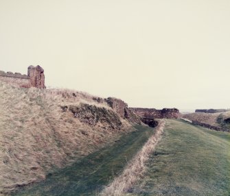 Tantallon Castle G/V's of the Castle (AM/IAM DH 2/86)