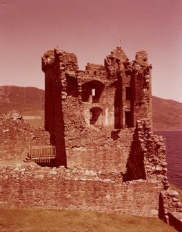 Urquhart Castle Gen Views for PC'S