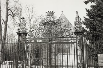 Dunkeld Cathedral, Wrought Iron Entrance Gates