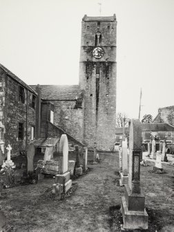 Dunning, St Serfs Church, General Views