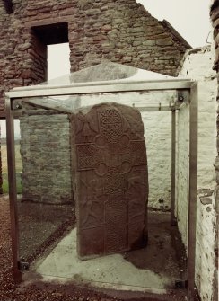 Eassie Church, Views of Standing Stone Shelter