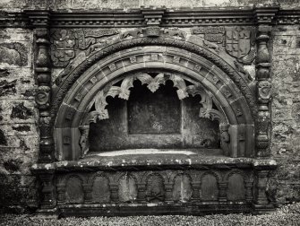 Tarves Aberdeenshire, Medieval Burial Tomb record before traetment