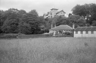 General view of The Lynn, Cove.