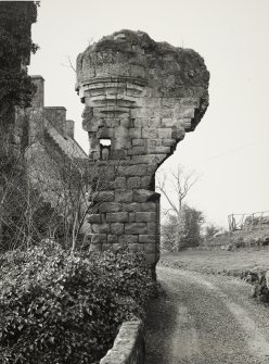 Roslyn Castle Roslyn, Midlothian General Views
