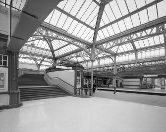 Stirling railway station. Interior.
Main stairs.