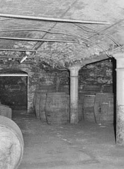 Glasgow, North Spiers Wharf, interior.
Detail of standard cast iron column and brick jack arches on ground floor, block B of Sugar Refinery.