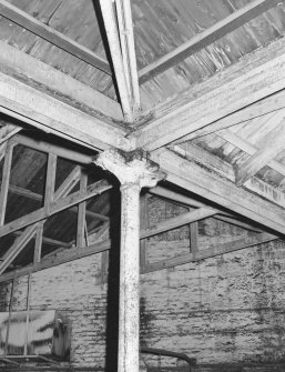 Glasgow, North Spiers Wharf, interior.
Detail of cast iron columns and jack arches on ground floor, block B of Sugar Refinery.
