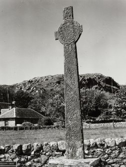 Maclean's Cross, general views