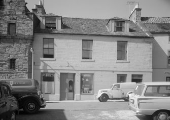 General view of frontal facade of 19-21 High Street, Pittenweem.