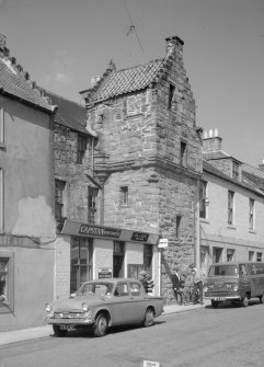 View of frontage of Kellie Lodge, 23 High Street, Pittenweem, from south west.