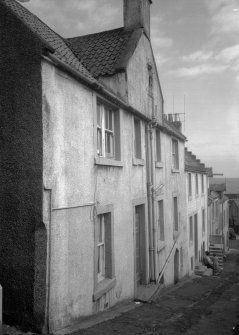 View of 7, 8 and 9 Water Wynd, Pittenweem.