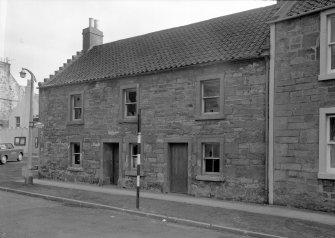 General view of front elevations of 40-42 High Street, Pittenweem.