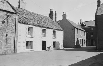 General view of 6 St Ella's Place, Eyemouth, from W.