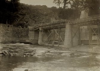 Image from photo album titled 'Stonebyres', Weir Construction