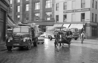 Glasgow, Candleriggs.
View from N showing horse lorry at Glasgow Fruit Market