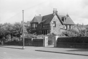 General view of 337 Albert Drive, Ravelston, Glasgow, from North West.