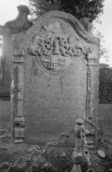 View of gravestone commemorating inscribed 'HM BB MU RT' in the churchyard of Inverarity Church.