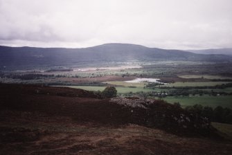 Craig Phitiulais; view of dun.