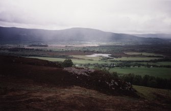 Craig Phitiulais;view of dun.