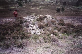 Glac Mhor: view of limekiln