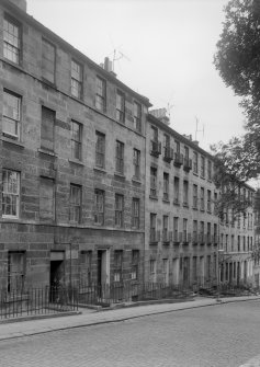 General view of 8 Salisbury Street, Edinburgh.