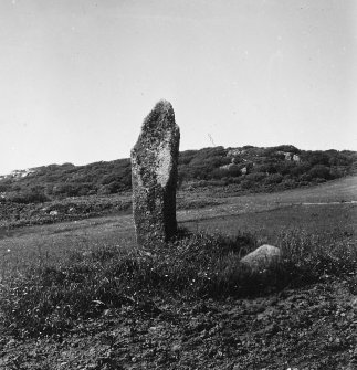Standing stone, east of Poit na h-I.