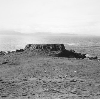 Muck, Caisteal an Duin Bhain. Fort (NM 4218 7864), and buildings and huts (NM 4217 7867). View from N.