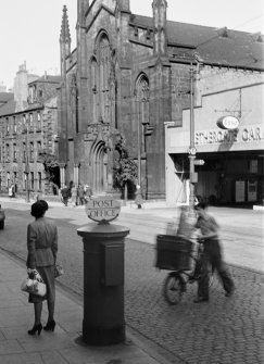 View of St Andrew's Roman Catholic Cathedral, Nethergate, Dundee, from North West.