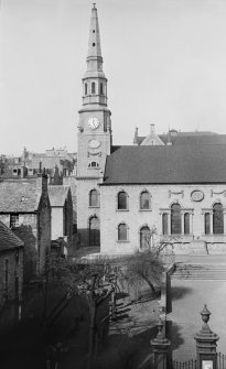 General view of St Andrew's Church, Dundee, from South East.
