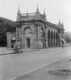 General view of pavilion, Baxter Park, Dundee.