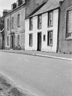 General view from north of Cameron's house and Old Episcopal Rectory, Newton Row, Newtown, Inveraray.