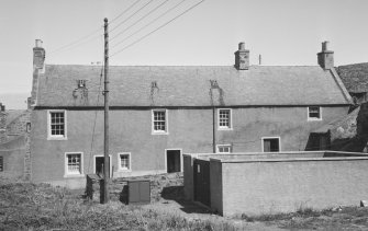 General view of 84 and 86 Church Street, Portsoy.