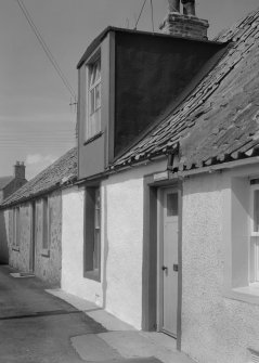 View of front elevation of Gelliebank Cottage, Routine Row, Kilrenny.