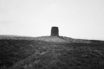 General view of one cairn.