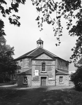 View from WSE showing S entrance