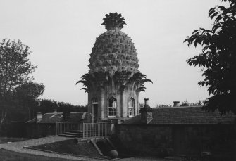 Dunmore Park, The Pineapple
View from West