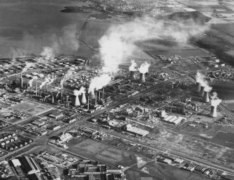 Aerial view of BP's Grangemouth refinery and BP chemicals plant.
