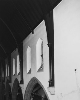 Interior.
Detail of specimen corbel and columns on supporting vault.